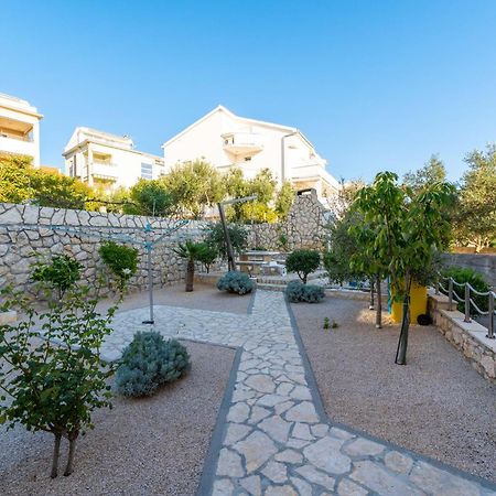 Apartments Cvetka Novalja Dış mekan fotoğraf