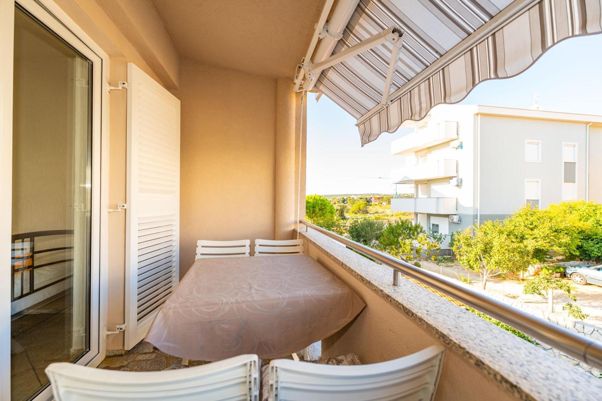 Apartments Cvetka Novalja Dış mekan fotoğraf